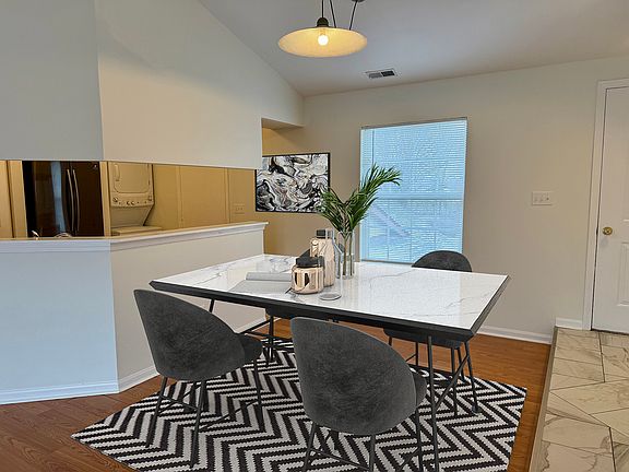 2nd image of 363 Sandhurst Cir APT 3