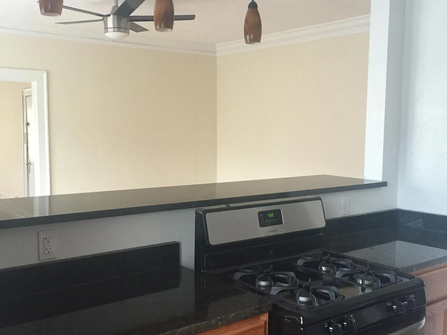 2 bed, 1300 sqft, $1,195 — Photo 2