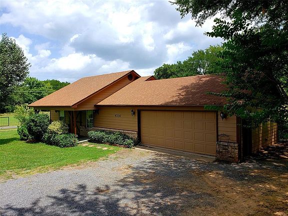 2nd image of 4704 Highland Dr