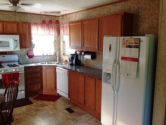 4th image of 7000 Holiday Ct