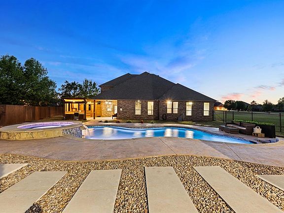 5th image of 21142 Highlander Ridge Dr