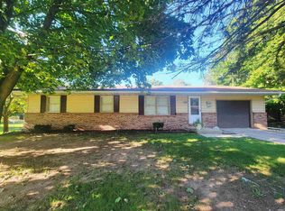 18365 Wee Acres Dr, Bristol, IN 46507