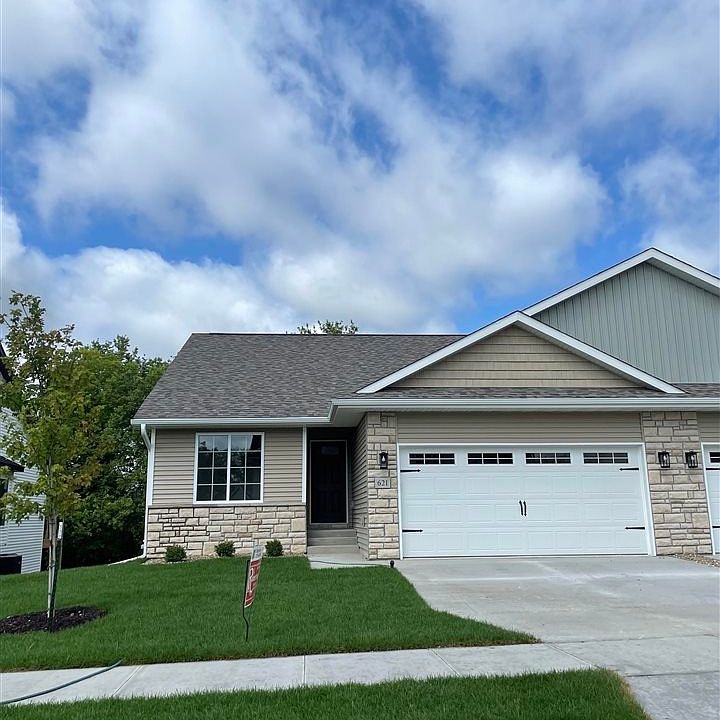 1st image of 621 Hillside Dr