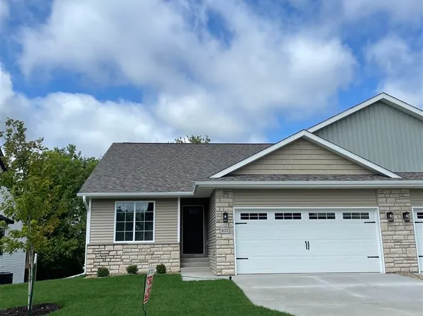 621 Hillside Dr, Tiffin, IA 52340