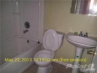4th image of 7300 Town And Country Pl