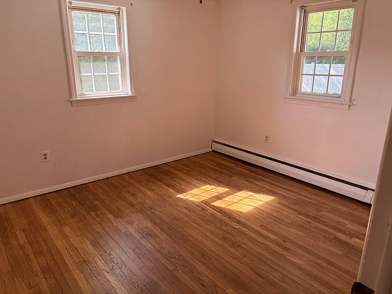 50 Roosevelt Blvd — Photo 12