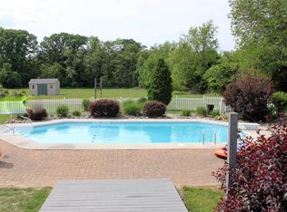 355 Rainey Rd, Swedesboro, NJ 08085