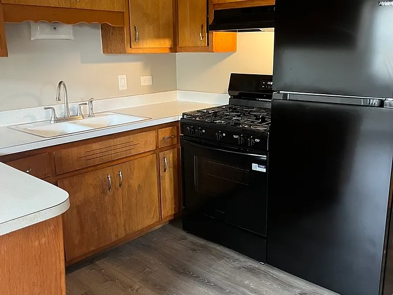 5818 W 107th Courtway #10 — Photo 4