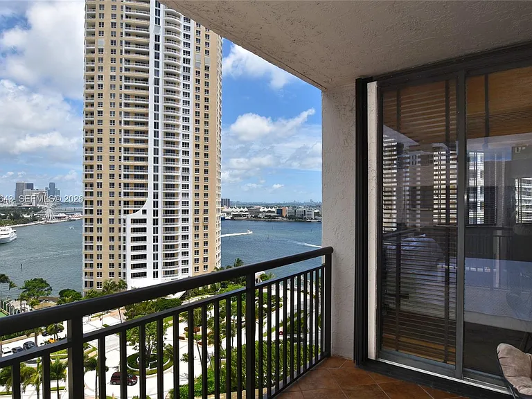 540 Brickell Key Dr #Penthouse 1812 — Photo 10