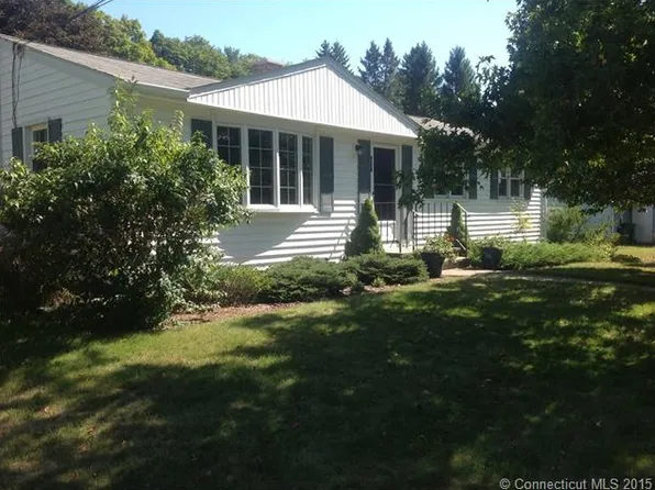 968 Farmington Dr, Cheshire, CT 06410