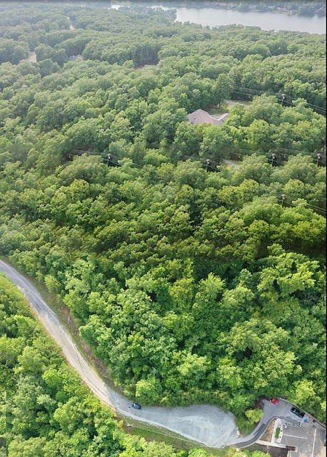 1st image of 29 Byron Ln