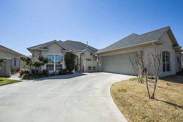 1st image of 2005 Valleyview Blvd