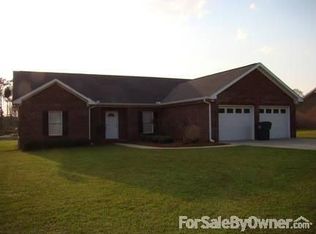 651 Hollyhill Rd, Centreville, AL 35042