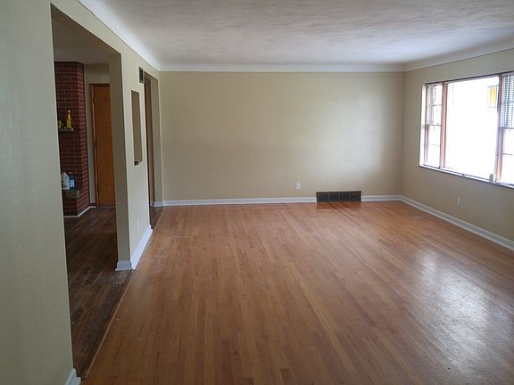4th image of 1305 Northvale Ct