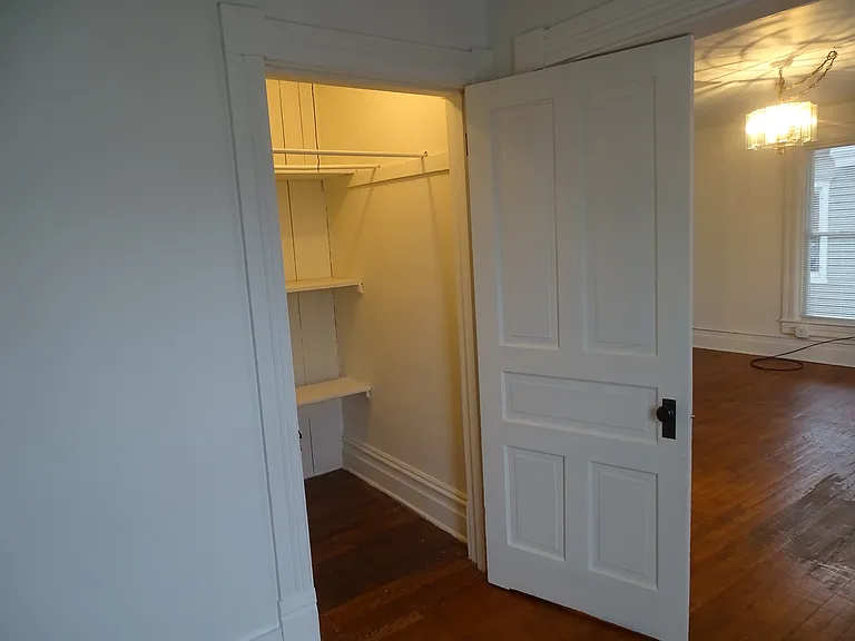435B Winchester Ave — Photo 7