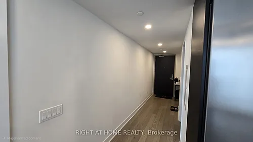 180 George St N #2405 Photo 1 180 George St N #2405 Photo 1