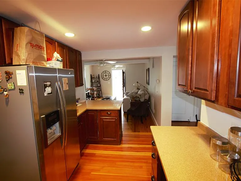 54 Dixon St #1 — Photo 3