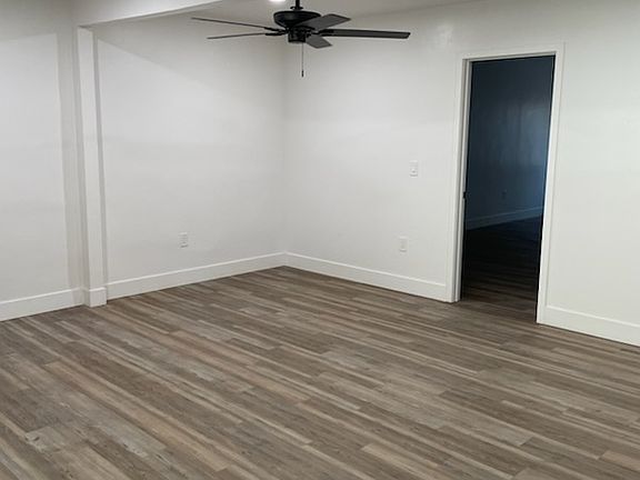 5th image of 408 E Walnut Ave #101