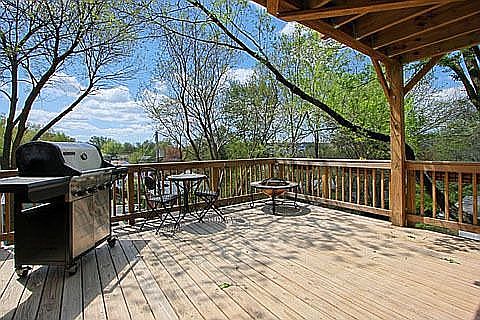 2nd image of 2721 Jefferson Dr