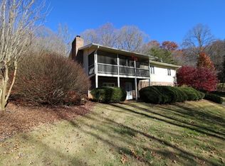 242 Cedar Estates Rd, Franklin, NC 28734