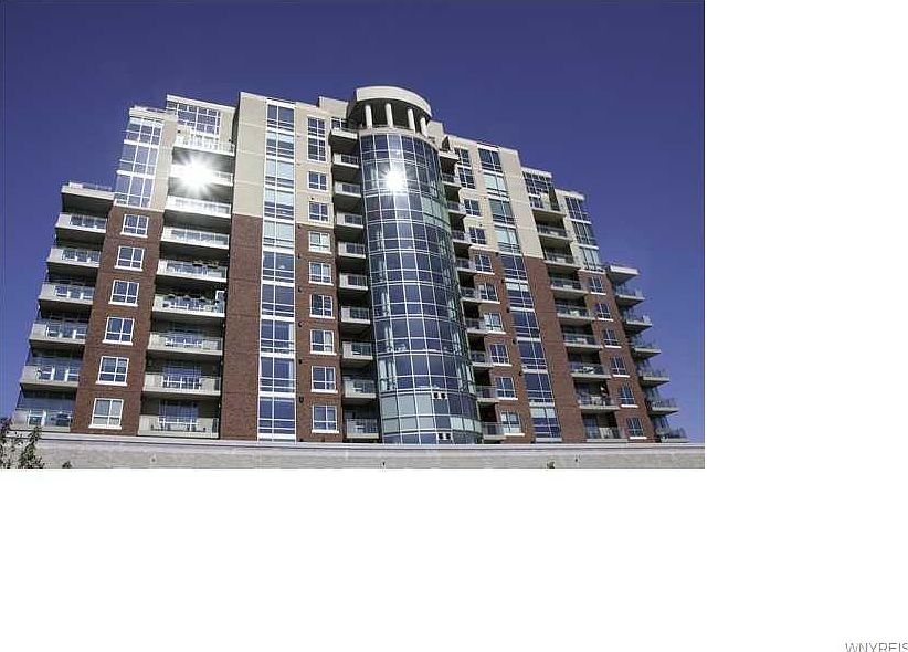 1st image of 132 Lakefront Blvd
