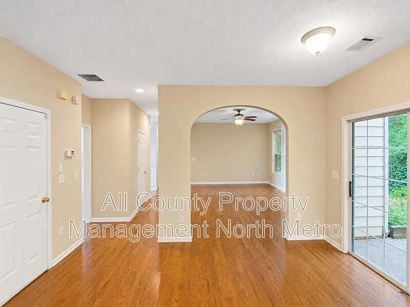 Chadbourne — Photo 4