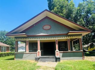 834 Graham St, Paris, TX 75460