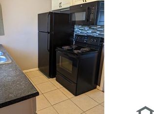 810 S San Pablo Ln, Wichita, KS 67207