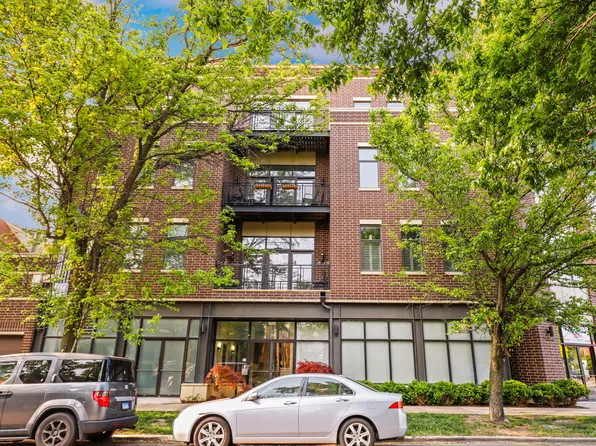 1740 W Cornelia Ave #303, Chicago, IL 60618