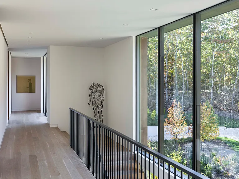 431 Old Sag Harbor Rd — Photo 9