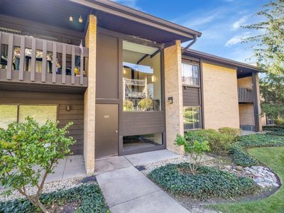 6153 Knoll Way Dr APT 103, Willowbrook, IL, 60527