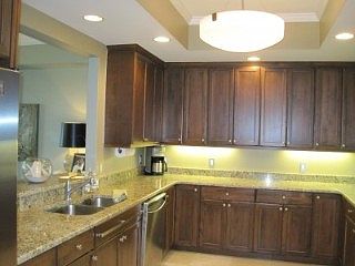 4th image of 300 Beach Dr NE APT 302