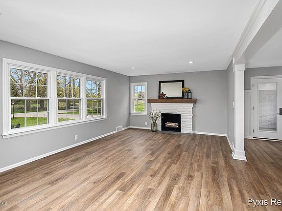5th image of 2508 Oakgrove St NW