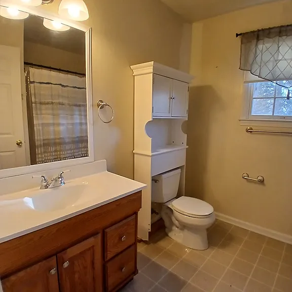 18 Greystone Dr — Photo 32