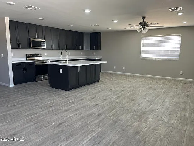 3 bed, 1.5 bath, 1368 sqft, $1,400 — Photo 2
