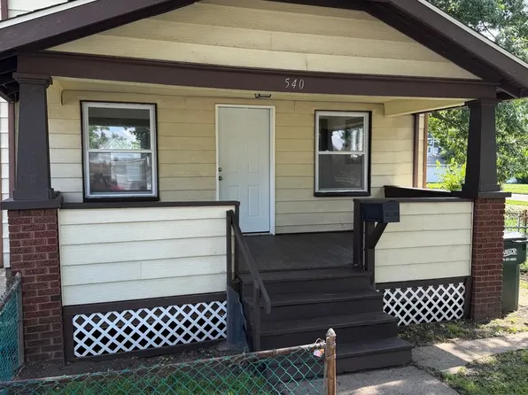 540 Holmes Ave, Barberton, OH 44203