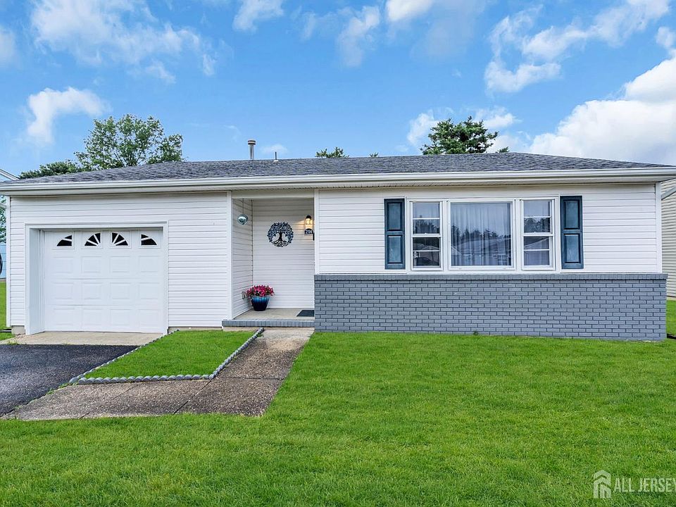 1st image of 214 Westbrook Dr