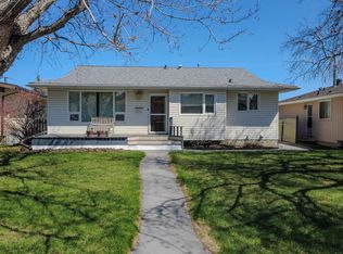8651 27th Ave NW, Edmonton, AB T6K 2X3