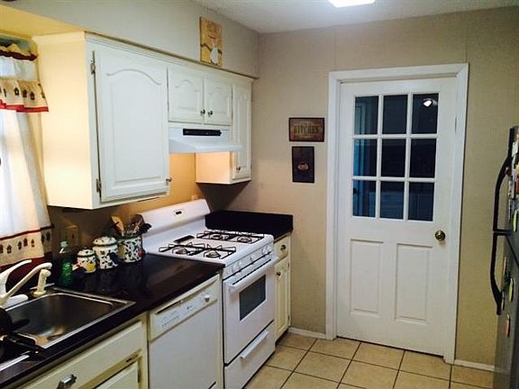 5th image of 108 Dublin Dr