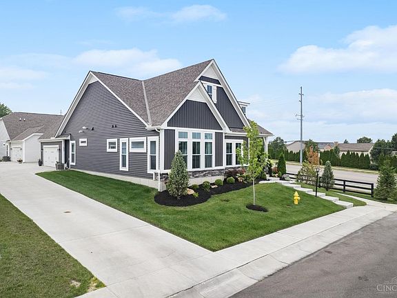 4th image of 4893 Arena Ct