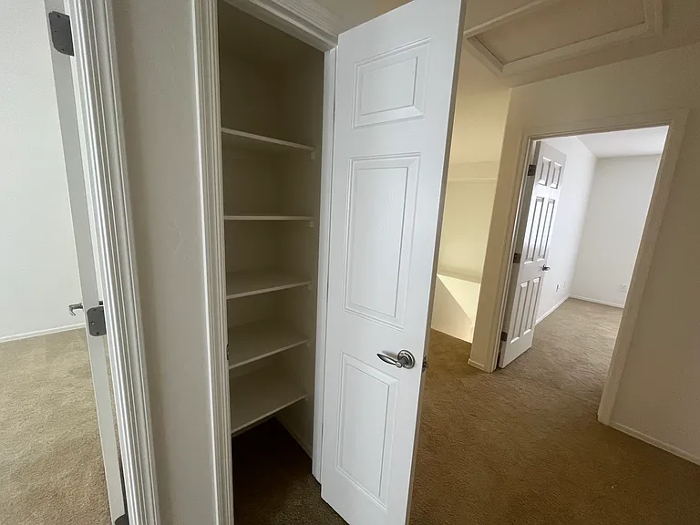 3852 W Ranier Ct — Photo 21