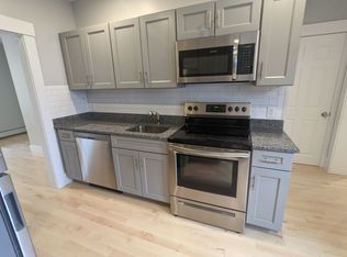 68 Maple St APT 1, West Lebanon, NH 03784