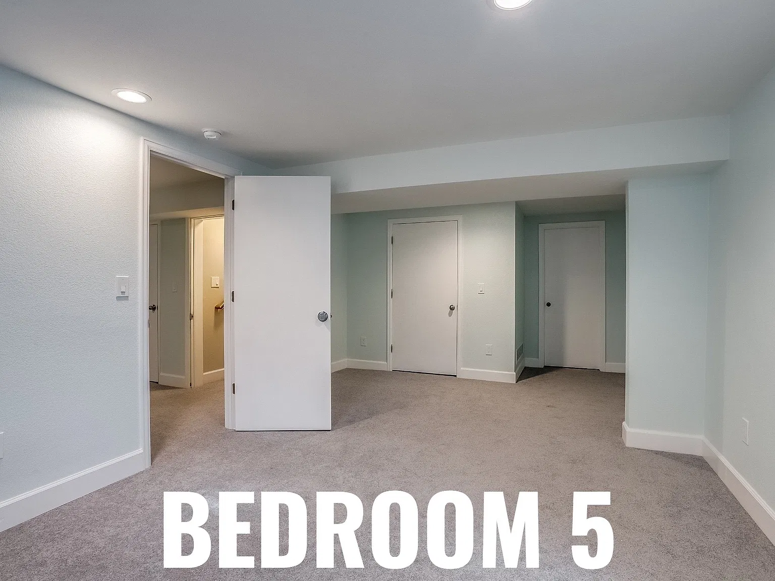 7 bed, 3.0 bath, 3024 sqft, $615 — Photo 3