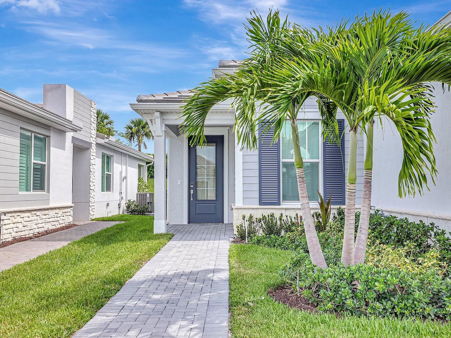 2 bed, 2.0 bath, 1635 sqft, $2,499 — Photo 3