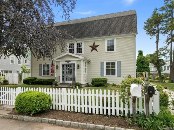 10 Hart Avenue, Branford, CT 06405