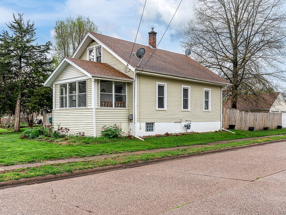 1st image of 606 Indian Rd