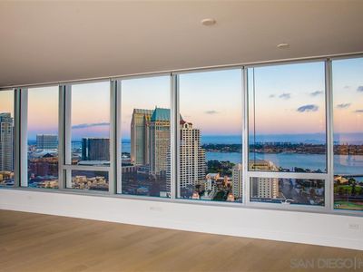888 W East St #2504, San Diego, CA, 92101