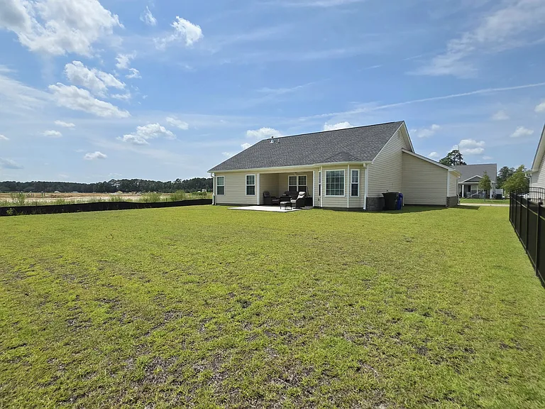 506 Woodside Dr — Photo 10