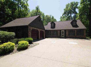 818 34th Ave, Moline, IL 61265