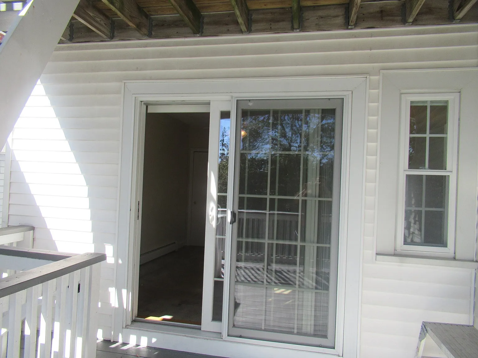 2 bed, 1.0 bath, 650 sqft, $2,300 — Photo 1
